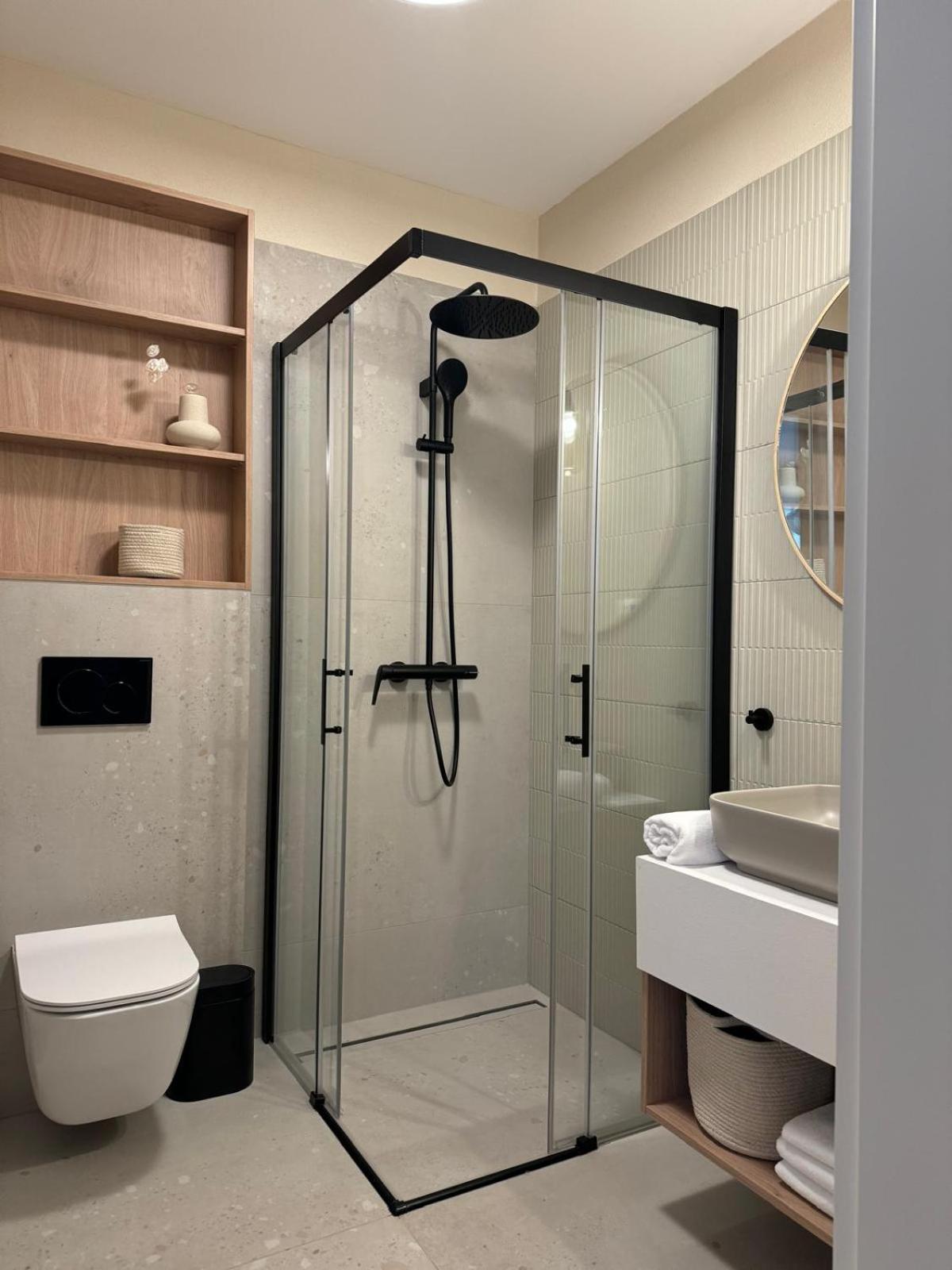 Ars Apartments - Premium Experience Close To The Beach กดัญสก์ ภายนอก รูปภาพ
